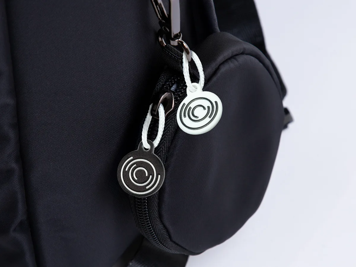 Round zip pendants – WIMAR, a dothat case study